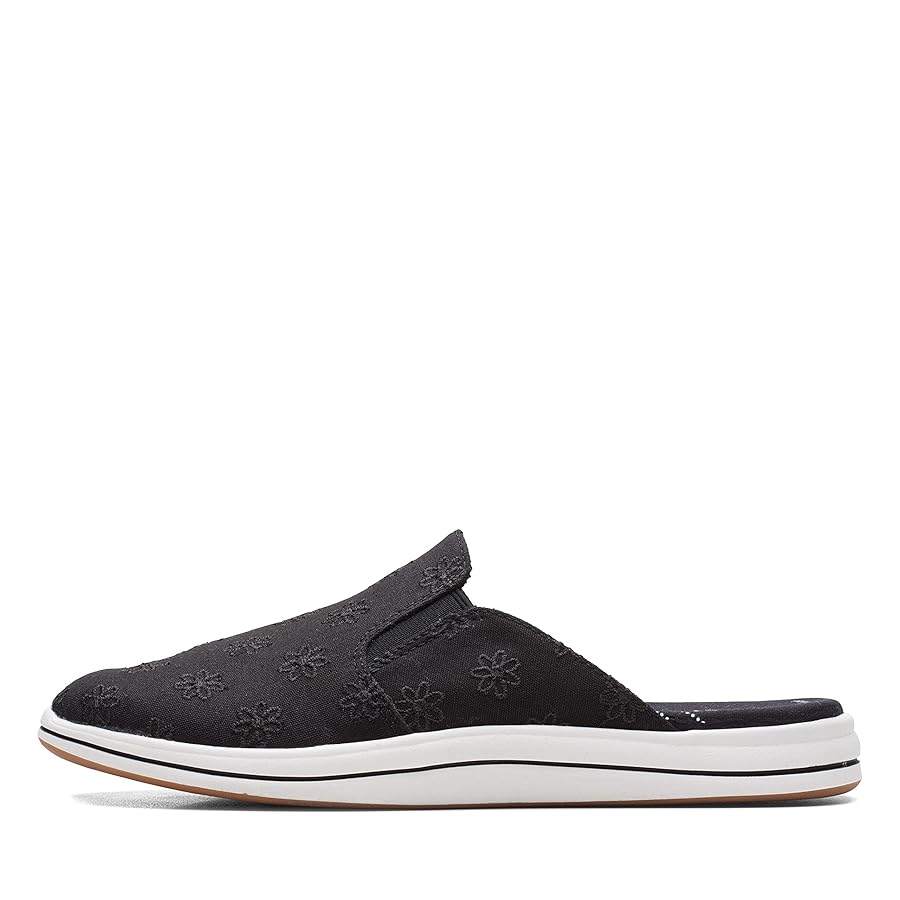 Amazon.com | Clarks Breeze Shore Mule, Black Floral, 5